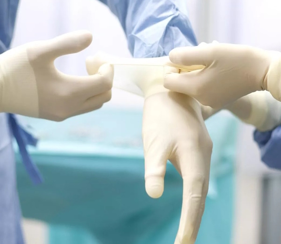 Behandlungen / Operationen, Plastische und Ästhetische Chirurgie in Bochum, Ästhetik-Centrum