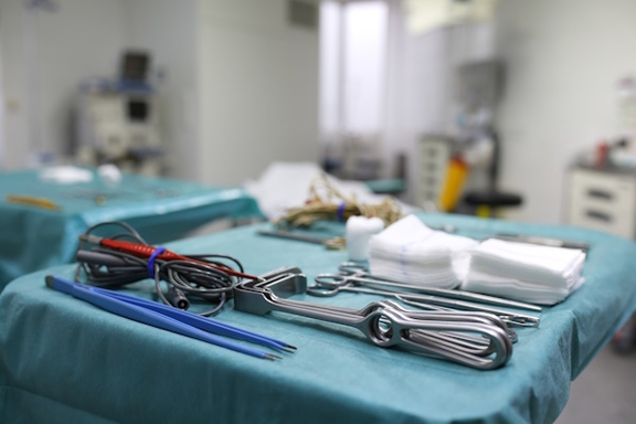 Behandlungen / Operationen, Plastische und Ästhetische Chirurgie in Bochum, Ästhetik-Centrum